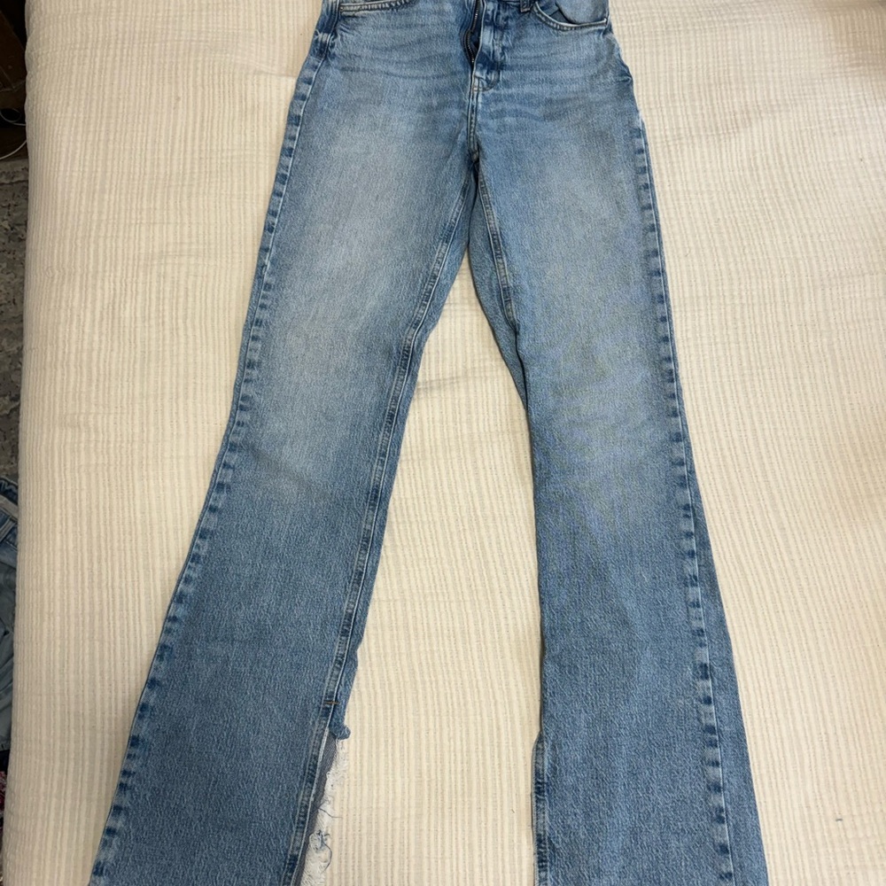 Zara Light Blue Jeans - Picture 3 of 5